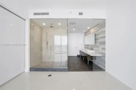 1100 Biscayne Boulevard Miami FL 33132