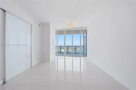 1100 Biscayne Boulevard Miami FL 33132