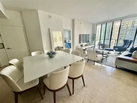 88 SW 7th Street Miami FL 33130