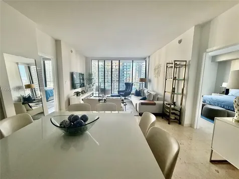 88 SW 7th Street Miami FL 33130