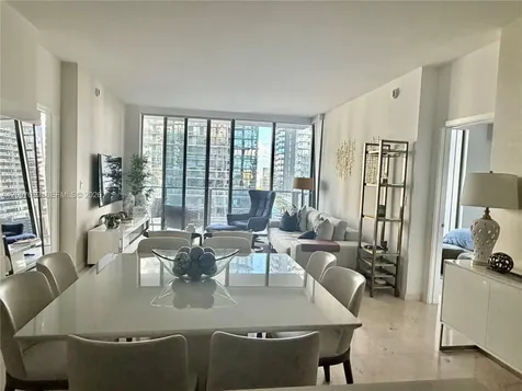 88 SW 7th Street Miami FL 33130