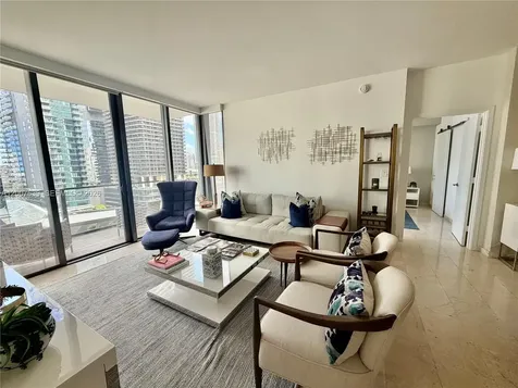 88 SW 7th Street Miami FL 33130