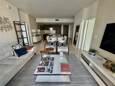 88 SW 7th Street Miami FL 33130