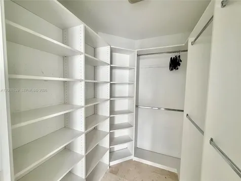 88 SW 7th Street Miami FL 33130