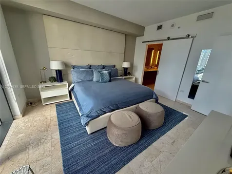 88 SW 7th Street Miami FL 33130