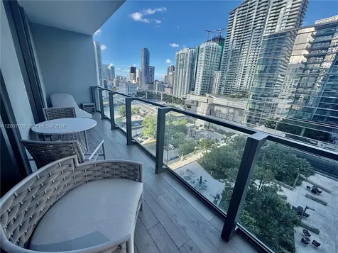 88 SW 7th Street Miami FL 33130
