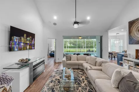 11834 Highland Place Coral Springs FL 33071