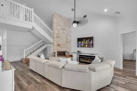 11834 Highland Place Coral Springs FL 33071