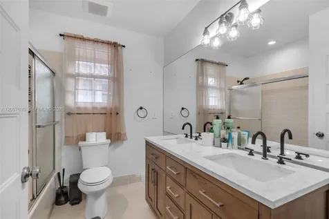 11834 Highland Place Coral Springs FL 33071