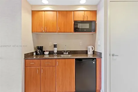 18001 Collins Avenue Sunny Isles Beach FL 33160