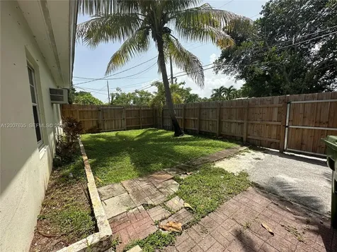 1140 NE 1st Avenue Fort Lauderdale FL 33304
