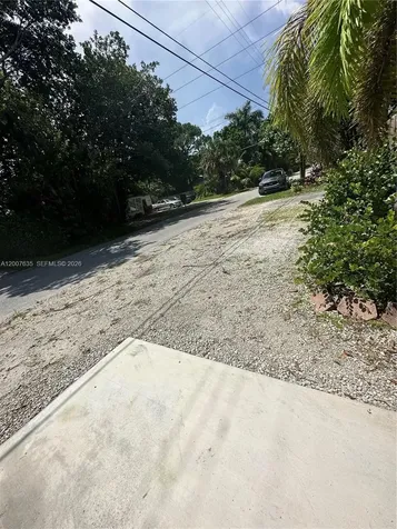 1140 NE 1st Avenue Fort Lauderdale FL 33304