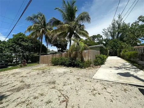1140 NE 1st Avenue Fort Lauderdale FL 33304