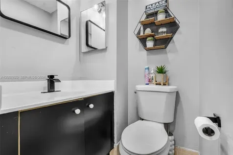 7059 Woodmont Way Tamarac FL 33321