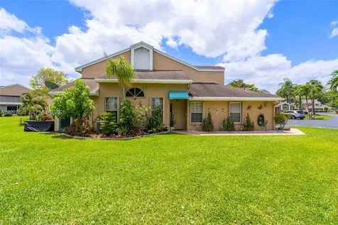 7059 Woodmont Way Tamarac FL 33321