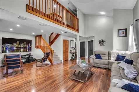 7059 Woodmont Way Tamarac FL 33321