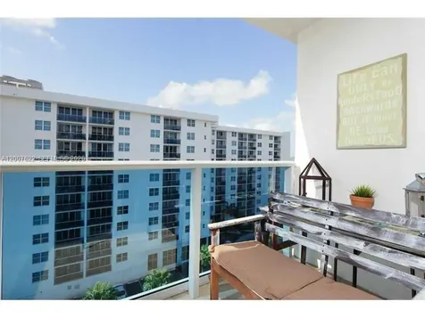 7501 E Treasure Drive North Bay Village FL 33141