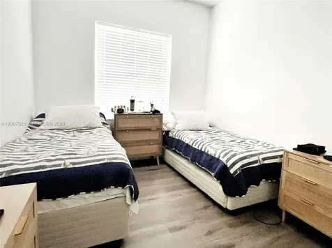 1901 Cedar Court Weston FL 33327