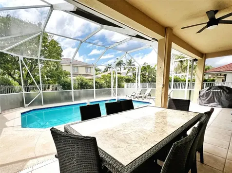 1901 Cedar Court Weston FL 33327