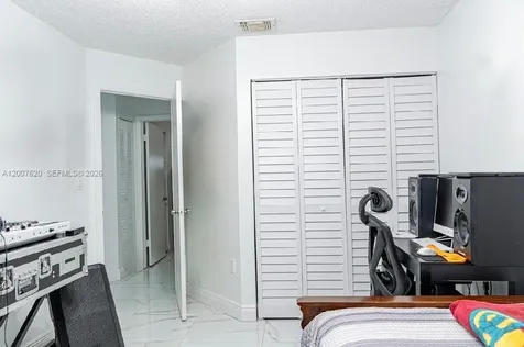 8419 NW 193rd Lane Hialeah FL 33015