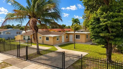 1124 NW 100th Terrace Miami FL 33150