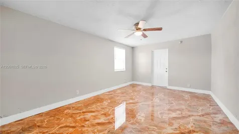 1124 NW 100th Terrace Miami FL 33150