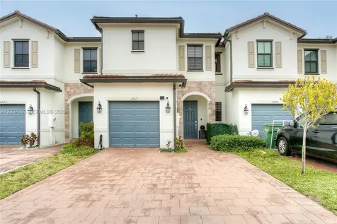 11017 W 33rd Way Hialeah FL 33018