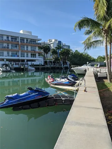 7741 Hawthorne Avenue Miami Beach FL 33141