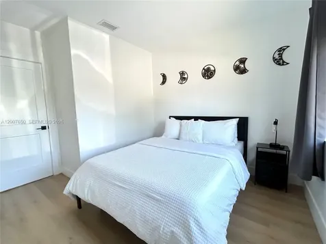 808 45th Street West Palm Beach FL 33407