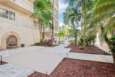 10001 W Bay Harbor Drive Bay Harbor Islands FL 33154