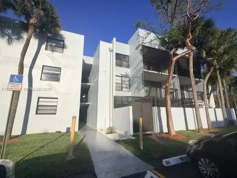 10825 SW 112th Avenue Miami FL 33176
