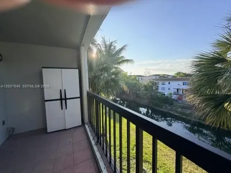 10825 SW 112th Avenue Miami FL 33176
