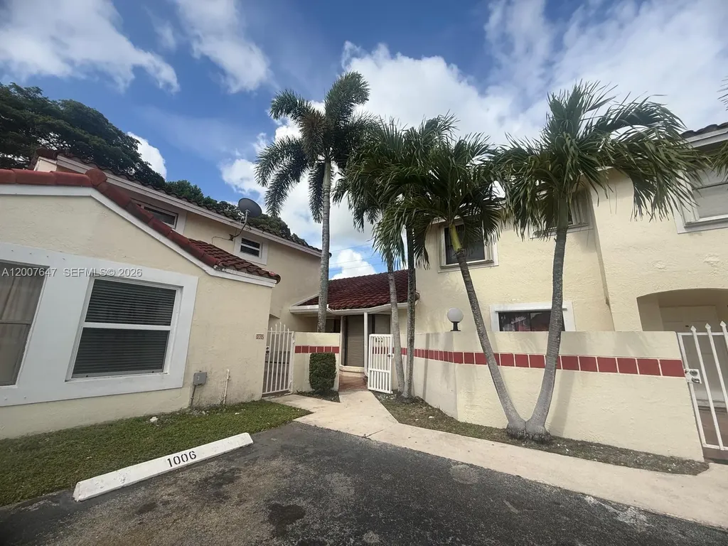1004 San Remo Circle Homestead FL 33035