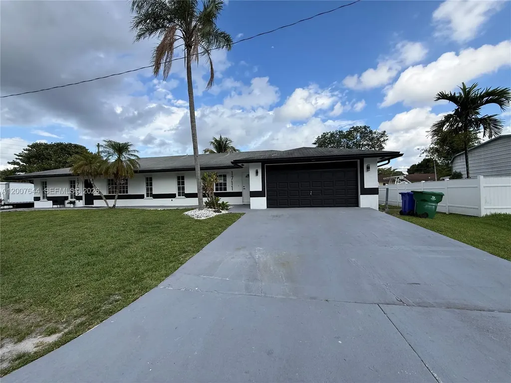 1711 SW 100th Avenue Miramar FL 33025