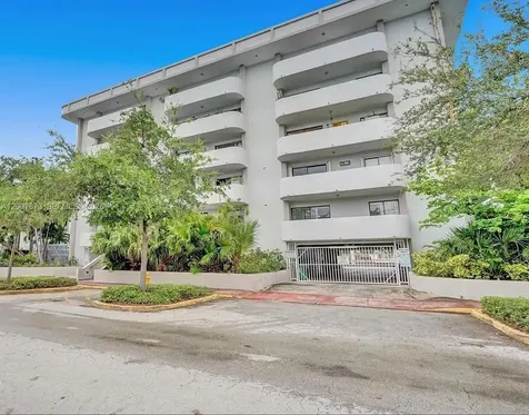 110 S Shore Drive Miami Beach FL 33141
