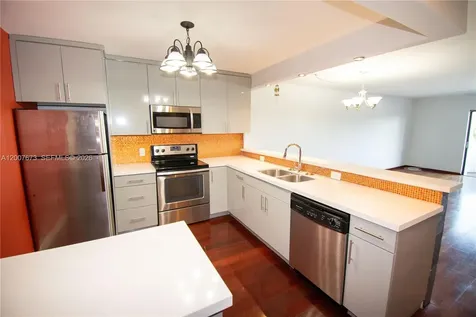 110 S Shore Drive Miami Beach FL 33141