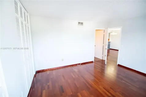 110 S Shore Drive Miami Beach FL 33141