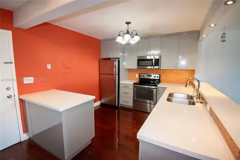 110 S Shore Drive Miami Beach FL 33141