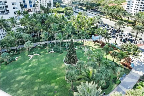 17475 Collins Avenue Sunny Isles Beach FL 33160