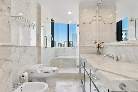 17475 Collins Avenue Sunny Isles Beach FL 33160