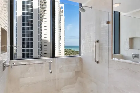 17475 Collins Avenue Sunny Isles Beach FL 33160