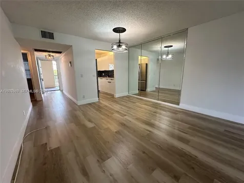 Pembroke Pines FL 33027