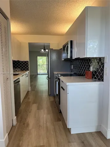 Pembroke Pines FL 33027