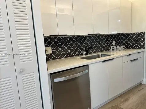 Pembroke Pines FL 33027