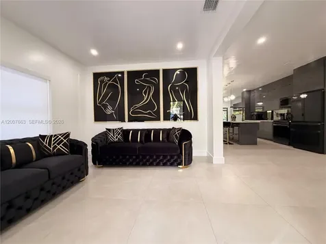 86 NW 4th Street Homestead FL 33030