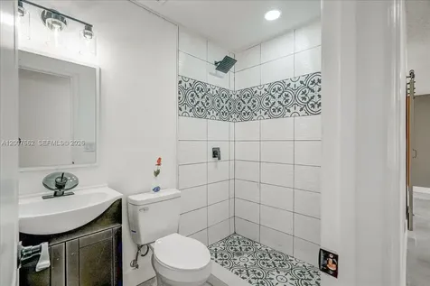 1480 W 36th Street Riviera Beach FL 33404
