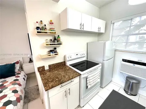 1007 Meridian Avenue Miami Beach FL 33139