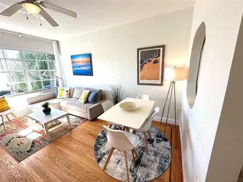 1007 Meridian Avenue Miami Beach FL 33139