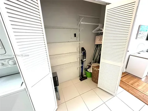 1007 Meridian Avenue Miami Beach FL 33139