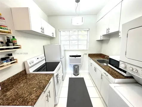 1007 Meridian Avenue Miami Beach FL 33139